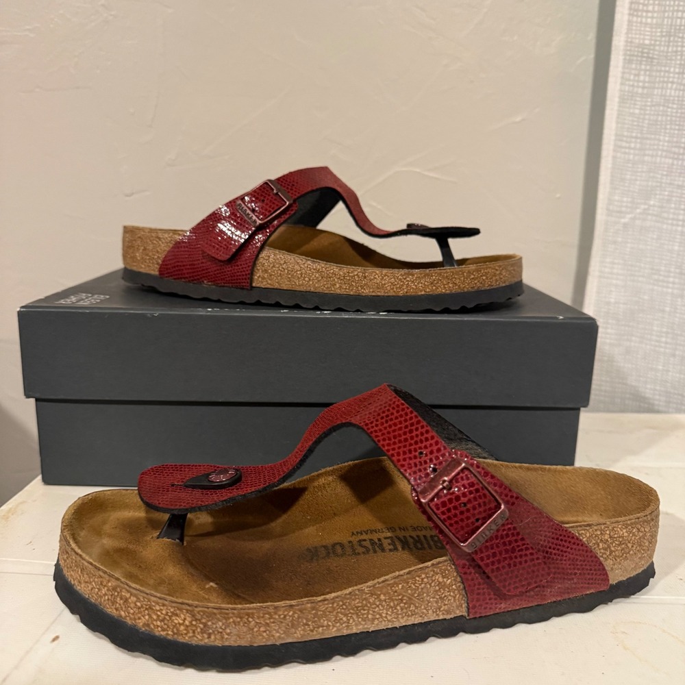 Birkenstock Gizeh Sandal Womens 39 8 Red Snakeskin Leather Excellent Thong Cork